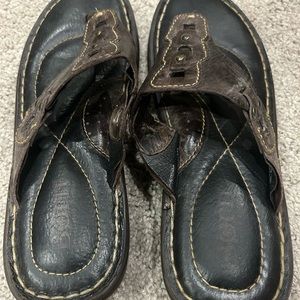 Born Womens Thing sandals size 8
